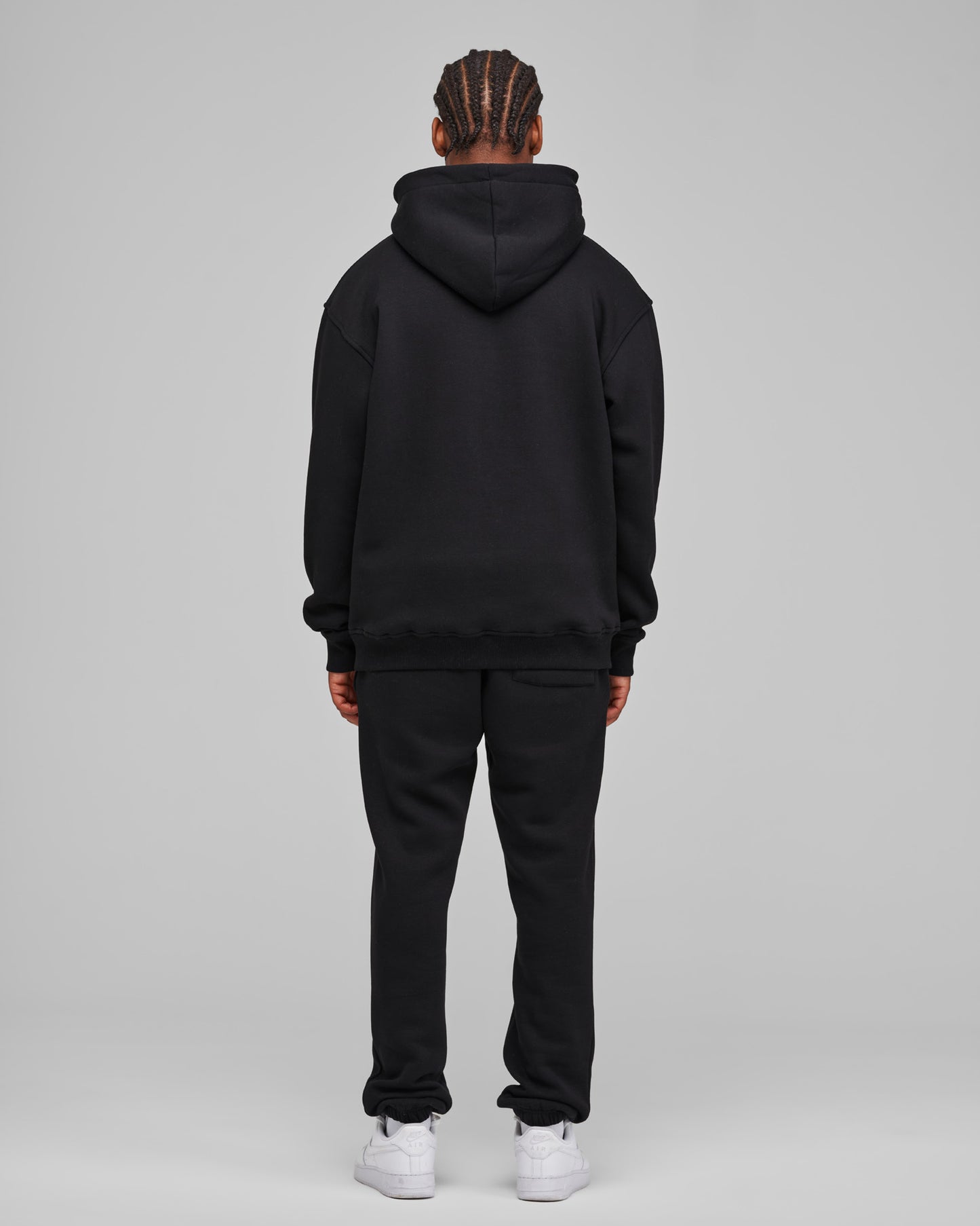 TNO Basic Hoodie | black